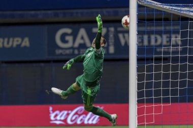 Zagreb, Hırvatistan - 14 Ağustos 2018: Uefa Şampiyonları Leauge eleme turu. Gnk Dinamo, Fc Astana 'ya karşı. Eylem sırasında Nenad Eric (1). Top giriş golü.