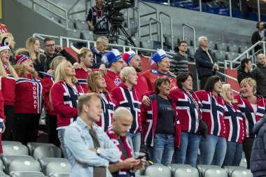 Zagreb, Hırvatistan - 18 Ocak 2018: Avrupa Erkekler Hentbol Şampiyonası, Ehf Euro 2018 ana turu Sırbistan - Norveç maçı 27: 32. Norveç taraftarları tribünde