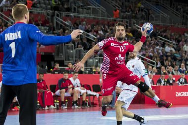 Zagreb, Hırvatistan - 17 Ocak 2018: Avrupa Erkekler Hentbol Şampiyonası, Ehf Euro 2018 ana tur karşılaşması Hırvatistan - Çek Cumhuriyeti 28: 27. Eylemde Zlatko Horvat (13)