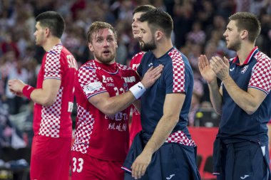 Zagreb, Hırvatistan - 24 Ocak 2018: Avrupa Erkekler Hentbol Şampiyonası, Ehf Euro 2018 ana turu Hırvatistan-Fransa maçı 27: 30. Üzgün Hırvat oyuncular