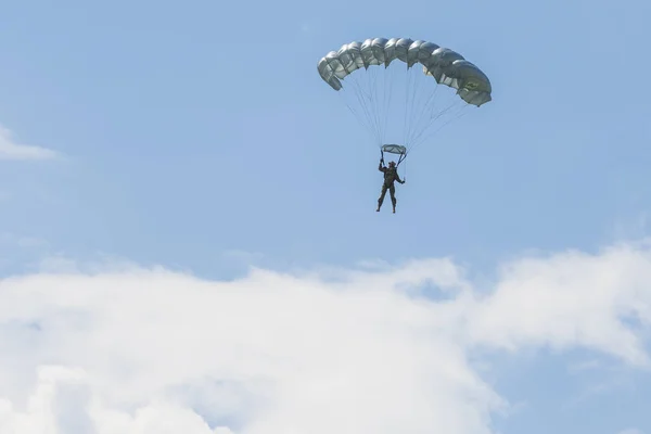 Velika Gorica Croatie Mai 2018 Airvg 2018 Airshow Parachutistes Sur — Photo