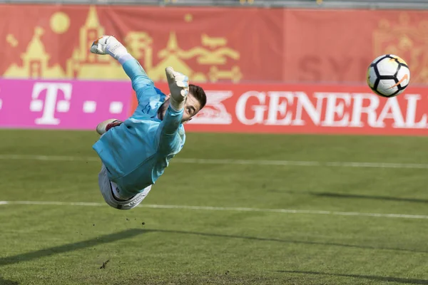 Velika Gorica, Hırvatistan - 27 Mart 2018: Avrupa 21 Yaş Altı Şampiyonası Ön Eleme Turu. Hırvatistan ile Moldova arasında oynanan karşılaşma 4-0. Eylem Josip Posavec (12)