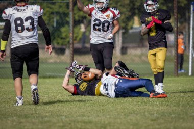 Zagreb, Hırvatistan - 07 Ekim 2018: Hırvat futbol ligi, Zagreb Patriots ve Saraybosna Spartalılar arasındaki ilk tur maç (30: 6). Futbolcular iş başında