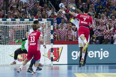 Zagreb, Hırvatistan - 24 Ocak 2018: Avrupa Erkekler Hentbol Şampiyonası, Ehf Euro 2018 ana turu Hırvatistan-Fransa maçı 27: 30. Luka Stepanciç (7))