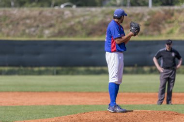 Karlovac, Hırvatistan - 26 Mayıs 2018: Euro Interleague Baseball maçı Beyzbol Kulübü Zagreb ile Bk Olimpija 83. Sürahi iş başında