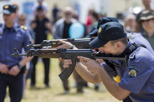 Velika Gorica Kroatien Mai 2018 Airvg 2018 Airshow Kroatische Polizisten — Stockfoto