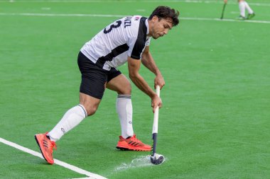 Zagreb, Hırvatistan - 29 Haziran 2018: Hırvatistan 2018 'de Hokey Serisi açıldı. Maç İsviçre ile Avusturya arasında (0-8). Kısa köşede hokey oyuncuları