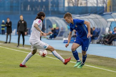 Zagreb, Hırvatistan - Nisan 04, 2018: Gnk Dinamo ile Hnk Rijeka arasındaki Hırvatistan Birinci Futbol Ligi maçı. Eylem halinde  