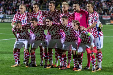 Rijeka, Hırvatistan - 06 Ekim 2017: 2018 Fifa Dünya Kupası Rusya Avrupa elemeleri. Hırvatistan - Finlandiya. Hırvat takım oyuncuları fotoğraf için poz lar