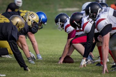 Zagreb, Hırvatistan - 07 Ekim 2018: Hırvat futbol ligi, Zagreb Patriots ve Saraybosna Spartalılar arasındaki ilk tur maç (30: 6). Futbolcular iş başında