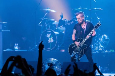 Zagreb, Hırvatistan - 27 Haziran 2017: Zagreb Rockfest. Tarikat gitaristi Billy Duffy. 