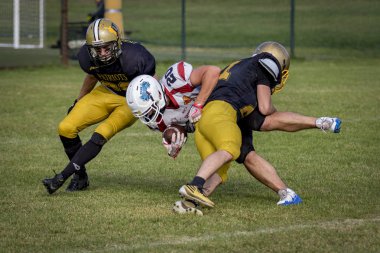 Zagreb, Hırvatistan - 07 Ekim 2018: Hırvat futbol ligi, Zagreb Patriots ve Saraybosna Spartalılar arasındaki ilk tur maç (30: 6). Futbolcular iş başında