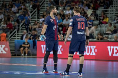 Zagreb, Hırvatistan - 29 Eylül 2018: Ehf man 's Championship League. PD Zagreb, Paris Saint-Germain 'e karşı. Karabaş Luka (22) ve Sagosen Sander (10)) 