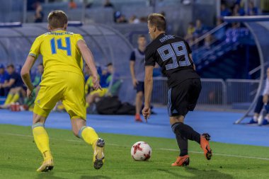 Zagreb, Hırvatistan - 14 Ağustos 2018: Uefa Şampiyonları Leauge eleme turu. Gnk Dinamo, Fc Astana 'ya karşı. Harekette Mislav Orsiç (99) ve Marin Tomasov (14))
