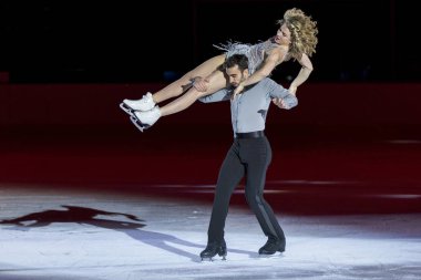 Zagreb, Hırvatistan - 09 Aralık 2017: Zagreb 'de artistik patinaj yarışması Golden Spin 2017 galası. Olivia Smart ve Adrian Diaz Esp