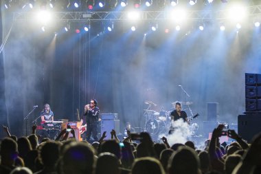Zagreb, Hırvatistan - 27 Haziran 2017: Zagreb Rockfest. Tarikat grubu Hırvatistan 'ın Zagreb kentinde düzenlenen Rock Festivali sırasında sahnede