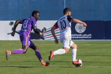 Zagreb, Hırvatistan - 31 Temmuz 2018: Arap Kulüp Şampiyonlar Kupası, Al Ain - Es Setif. Eylemde Abdelmoumene Djabou (10) ve Ahmed Barman (13))