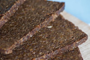 Kabak alman ekmeği kaba zemin kepekli çavdar yapılmış