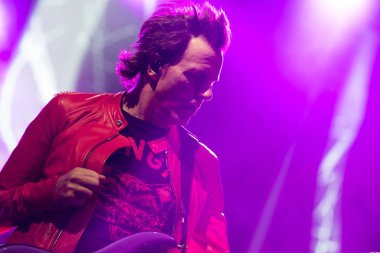 Zagreb, Hırvatistan - 29 Ağustos 2017: Duran Duran Kağıt Tanrıları 2017 'de Salata Zagreb' de turnede. John Taylor Duran Duran grubunun bas gitaristi.