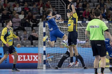 Zagreb, Hırvatistan - 29 Kasım 2017: Ehf Velux Şampiyonlar Ligi PPD Zagreb - Rhein-Neckar Lowen. Damir Bianiç (77)