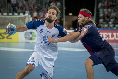 Zagreb, Hırvatistan - 29 Eylül 2018: Ehf man 's Championship League. PD Zagreb, Paris Saint-Germain 'e karşı. Hareket halinde Mrakovciç Luka (5) ve Hansen Mikkel (24))