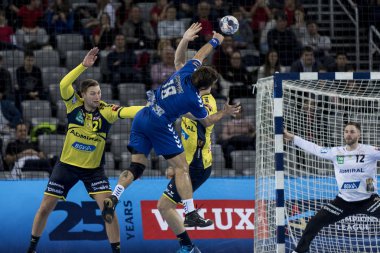Zagreb, Hırvatistan - 29 Kasım 2017: Ehf Velux Şampiyonlar Ligi PPD Zagreb - Rhein-Neckar Lowen. Zlatko Horvat (18), Reinkind Harald (27) ve Palicka Andreas (12))