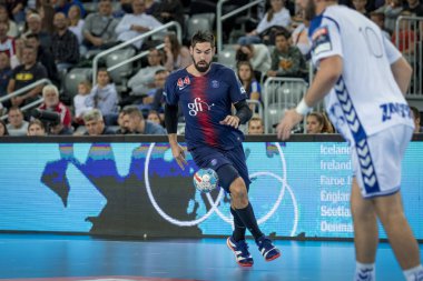 Zagreb, Hırvatistan - 29 Eylül 2018: Ehf man 's Championship League. PD Zagreb, Paris Saint-Germain 'e karşı. Eylemde Karabatik Nikola (44)