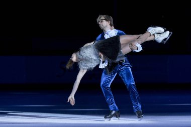 Zagreb, Hırvatistan - 09 Aralık 2017: Zagreb 'de artistik patinaj yarışması Golden Spin 2017 galası. Kaitlin Hawayek ve Jean-Luc Baker Usa