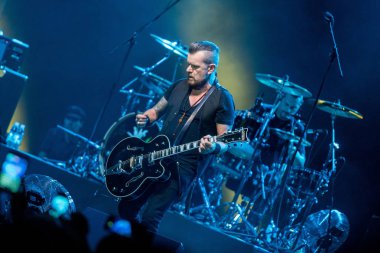 Zagreb, Hırvatistan - 27 Haziran 2017: Zagreb Rockfest. Tarikat gitaristi Billy Duffy