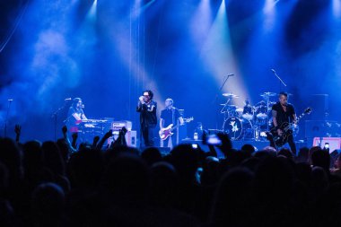 Zagreb, Hırvatistan - 27 Haziran 2017: Zagreb Rockfest. Tarikat grubu Hırvatistan 'ın Zagreb kentinde düzenlenen Rock Festivali sırasında sahnede