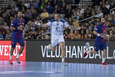 Zagreb, Hırvatistan - 23 Kasım 2017: Ehf Velux Şampiyonlar Ligi PD Zagreb - Fc Barcelona Lassa. Leon Susnja (19) golü kutluyor