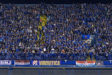 Zagreb, Hırvatistan - 20 Eylül 2018: Uefa Avrupa Ligi 2018 / 2019, Gnk Dinamo vs. Sk Fenerbahçe. Tribünde Dinamo destekçileri
