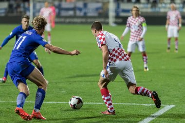 Rijeka, Hırvatistan - 06 Ekim 2017: 2018 Fifa Dünya Kupası Rusya Avrupa elemeleri. Hırvatistan - Finlandiya. Andrej Kramaric (9) topla