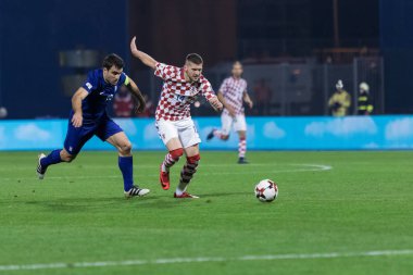Zagreb, Hırvatistan - 09 Kasım 2017: 2018 Fifa Dünya Kupası Avrupa elemeleri Rusya. Hırvatistan Yunanistan 'a karşı. Ante Rebiç (14) eylemde