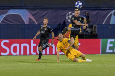 Zagreb, Hırvatistan - 28 Ağustos 2018: Uefa Şampiyonlar Ligi Playoffları, Gnk Dinamo ve Bsc Young Boys. Eylem sırasında İzzet Hayroviç (8) 