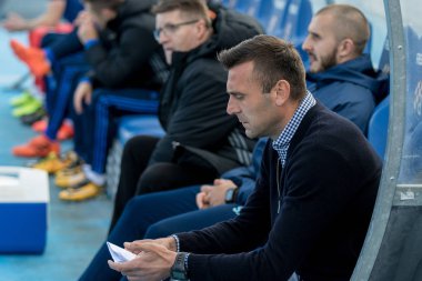 Zagreb, Hırvatistan - 28 Ekim 2017: Gnk Dinamo ile Hnk Rijeka arasındaki Hırvatistan İlk Futbol Ligi maçı. Mario Cvitanoviç Dinamo Zagreb 'in teknik direktörü