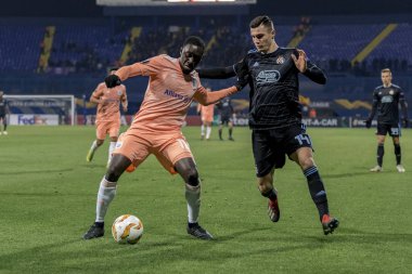 Zagreb, Hırvatistan - 13 Aralık 2018: Uefa Avrupa Ligi 2018 / 2019, Gnk Dinamo Anderlecht 'e karşı. Oyuncular iş başında.