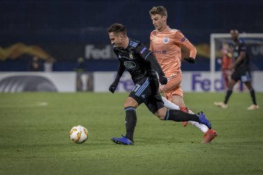 Zagreb, Hırvatistan - 13 Aralık 2018: Uefa Avrupa Ligi 2018 / 2019, Gnk Dinamo Anderlecht 'e karşı. Oyuncular iş başında.