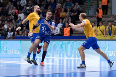 ZAGREB, CROATIA - SEPTEMBER 19, 2017: SEHA League PPD Zagreb VS RK Celje Pivovarna Lasko. MANDALINIC Stipe (27) with the ball