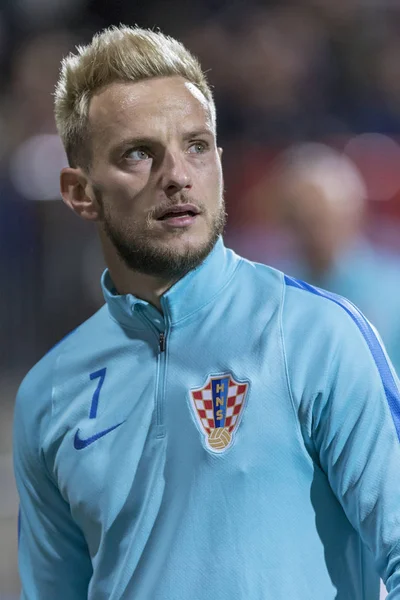 Rijeka, Hırvatistan - 06 Ekim 2017: 2018 Fifa Dünya Kupası Rusya Avrupa elemeleri. Hırvatistan - Finlandiya. Ivan Rakitic (7) yakın çekim