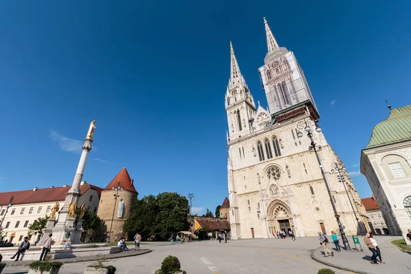 Zagreb Croazia Maggio 2016 Monumento Chiamato Pilastro Maria Sinistra Cattedrale — Foto Stock