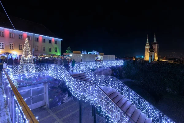 Zagreb Kroatien Dezember 2016 Advent Zagreb Plateau Gradec Mit Weihnachtsständen — Stockfoto