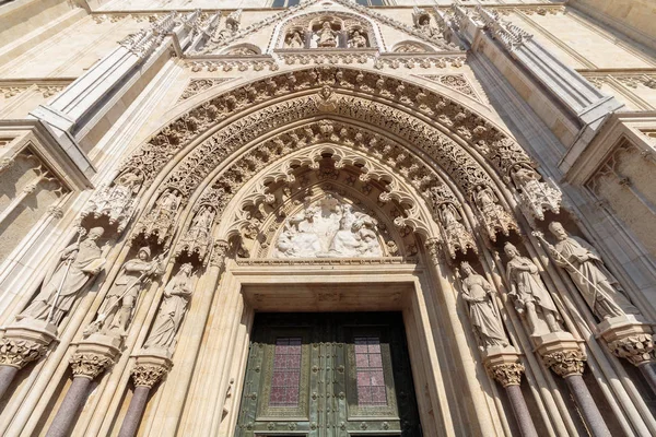 Zagreb Cathedral Decorated Entrancen — Stock Photo, Image