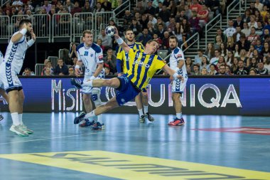 Zagreb, Hırvatistan - 09 Mart 2017: Ehf Şampiyonlar Ligi PD Zagreb 'e karşı Rk Celje Pivovarna Lasko. Poteko Vid (15) golü atıyor