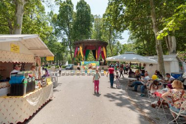 Zagreb, Hırvatistan - 26 Mayıs 2016: 20. Cest, Zrinjevac Park 'taki en iyi uluslararası sokak festivali.