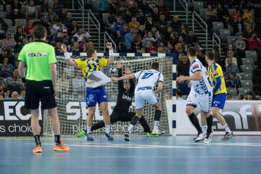 Zagreb, Hırvatistan - 09 Mart 2017: Ehf Şampiyonlar Ligi PD Zagreb 'e karşı Rk Celje Pivovarna Lasko. Mandalinic Stipe (27) golü atıyor.