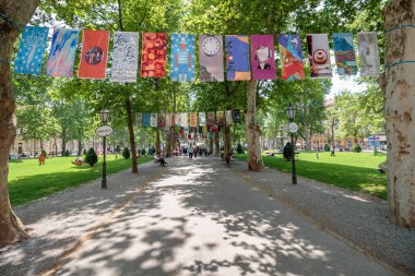 Zagreb, Hırvatistan - 26 Mayıs 2016: 20. Cest, Zrinjevac Park 'taki en iyi uluslararası sokak festivali.