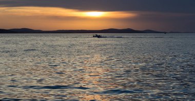 Zadar'da deniz üzerinde gün batımı, Hırvatistan