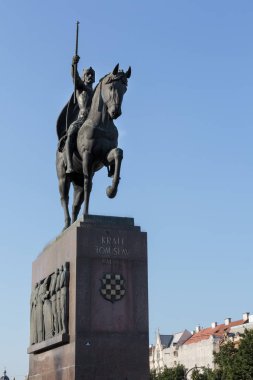 Zagreb, Hırvatistan - Haziran 06, 2015: Orta Çağ 'da Hırvatistan Krallığının ilk kralı olan Kral Tomislav' ın Anıtı, Kral Tomislav Meydanı, Zagreb