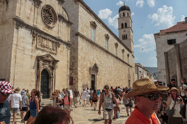 Dubrownik Chorwacja Sierpnia 2015 Kościół Świętego Zbawiciela Klasztor Franciszkanów Mieście — Zdjęcie stockowe